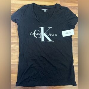 BLACK FRIDAY SALE — NWT Calvin Klein Black Tee Shirt with Iconic Logo